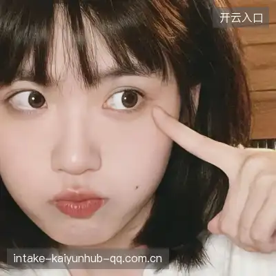 滑璇鸣